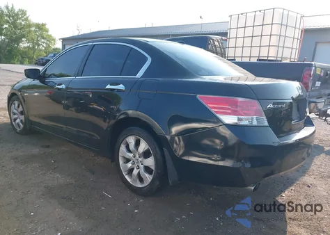 2010 Honda Accord Exl z USA, uszkodzony, nr VIN 1HGCP3F81AA013022